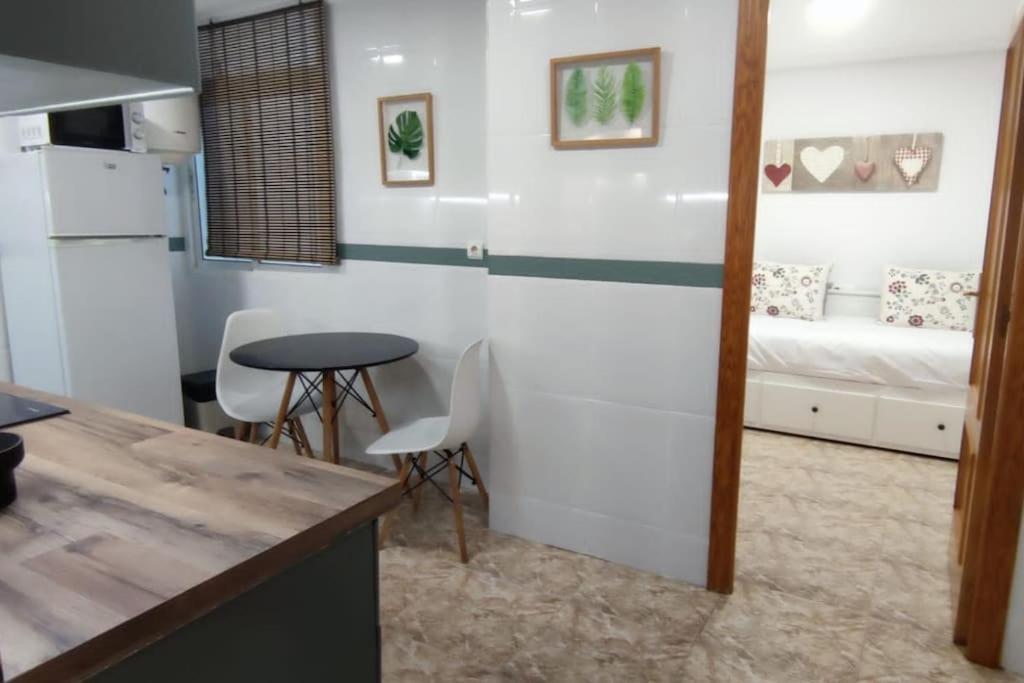 En El Centro De Con Terraza La Alborada Apartamento Elche